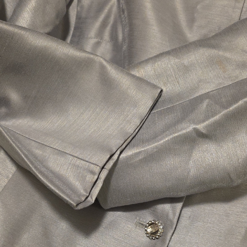 Le Suit Metallic Gray Women's Skirt Set - Picture 5 of 15